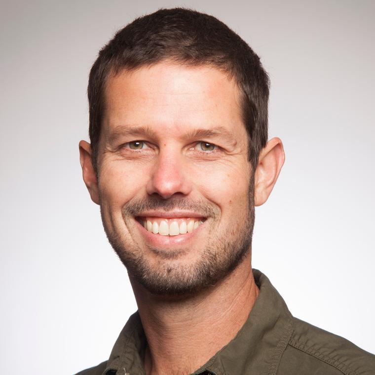 Ryan Reynolds faculty profile