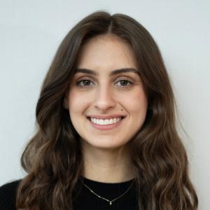 Francesca Tapper headshot