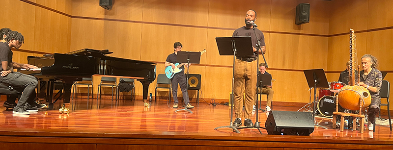 Daniel Summerhill recites poetry accompanied by SCU Jazz members