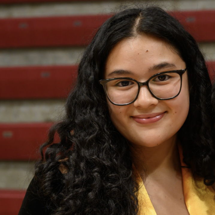 Isabel Espinoza headshot