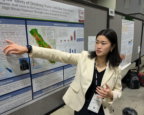 Sam Lei presenting her research.