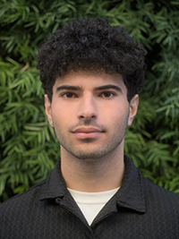 Zackary Brownstone headshot