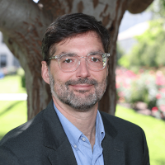 Thomas Meredith headshot