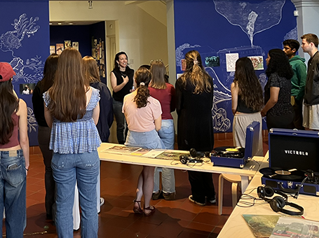 The Plague Archives artist Maya Gurantz with students in Sonja Mackenzie's Public Health Senior Capstone class and Craig Stephens (Biology, Public Health) and Matthew Newsom Kerr's Difficult Dialogues: Infectious Disease and Human Society class.