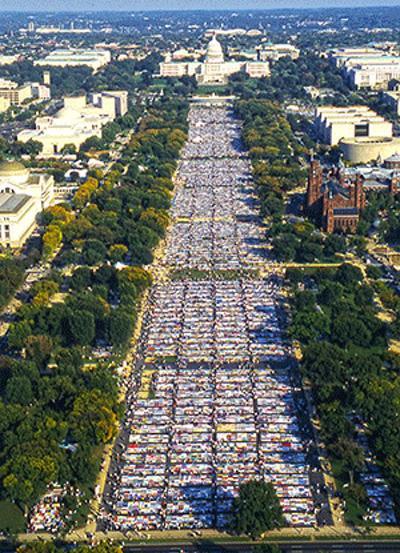 Aerial view of the AIDS Memorial Quilt displayed on the National Mall.