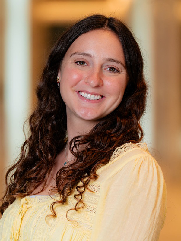 Grace Falci headshot