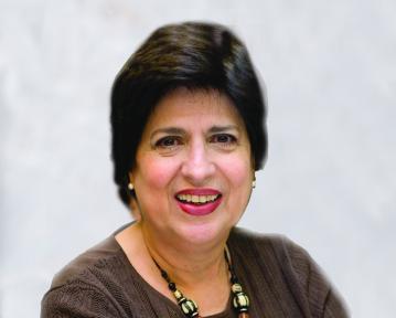 Ofelia HS Oval Portrait 1