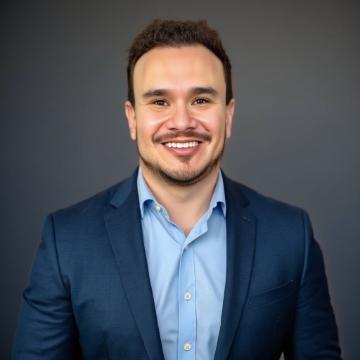 Guadalupe Hayes-Mota 