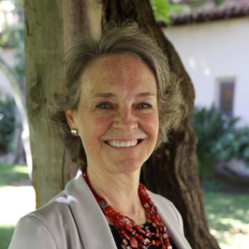 Alison Benders (square)