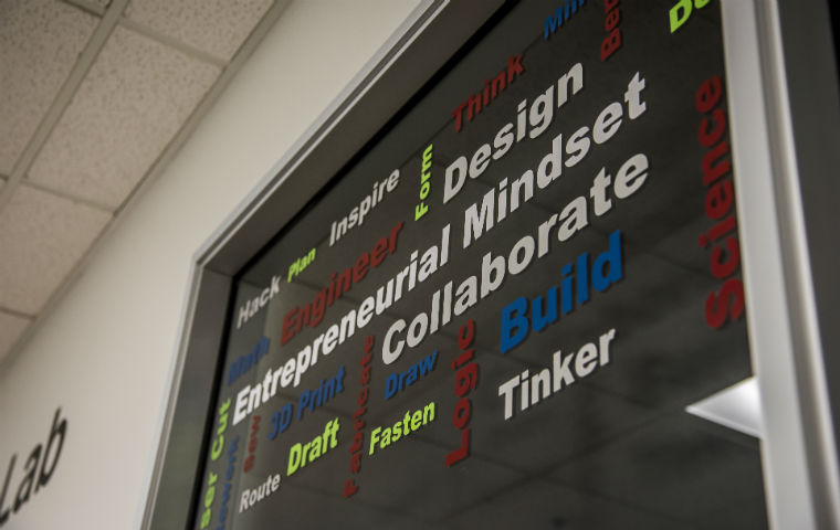 Maker Lab sign with word 