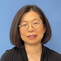 Square crop for headshot