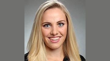 Kirsten Mead headshot 