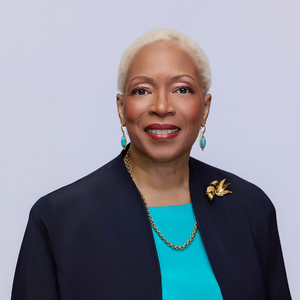 Headshot of Avril Ussery Sisk, participant in the Black Corporate Board Readiness (BCBR) Cohort 16 program at Santa Clara University’s Leavey School of Business.