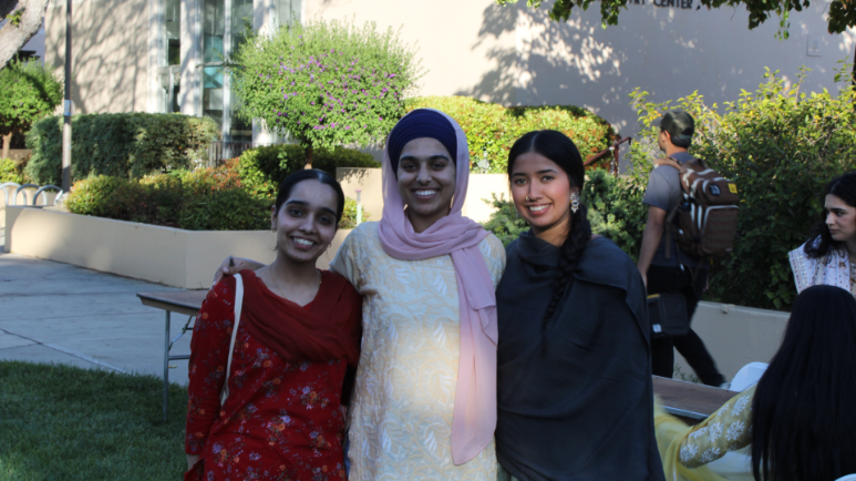 Sikh Community Alumni smiling for picture