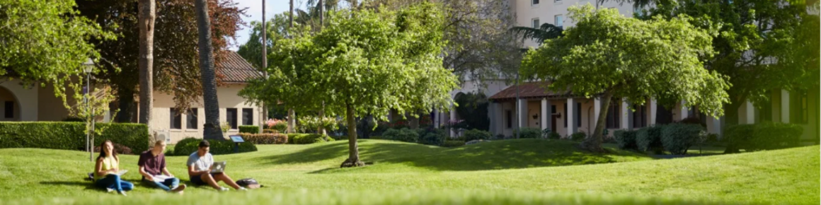ILC Banner - Students on lawn outside of Nobili Hall 