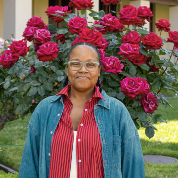 Shaunt&eacute; Yvette Hill