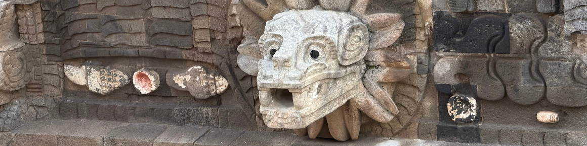 Pilgrimage Mexico City - carving