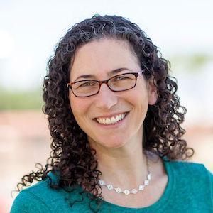 Naomi Levy Portrait image link to story