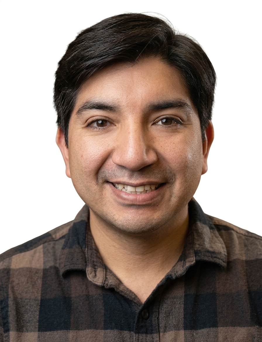 man dress in a pattern dress shirt